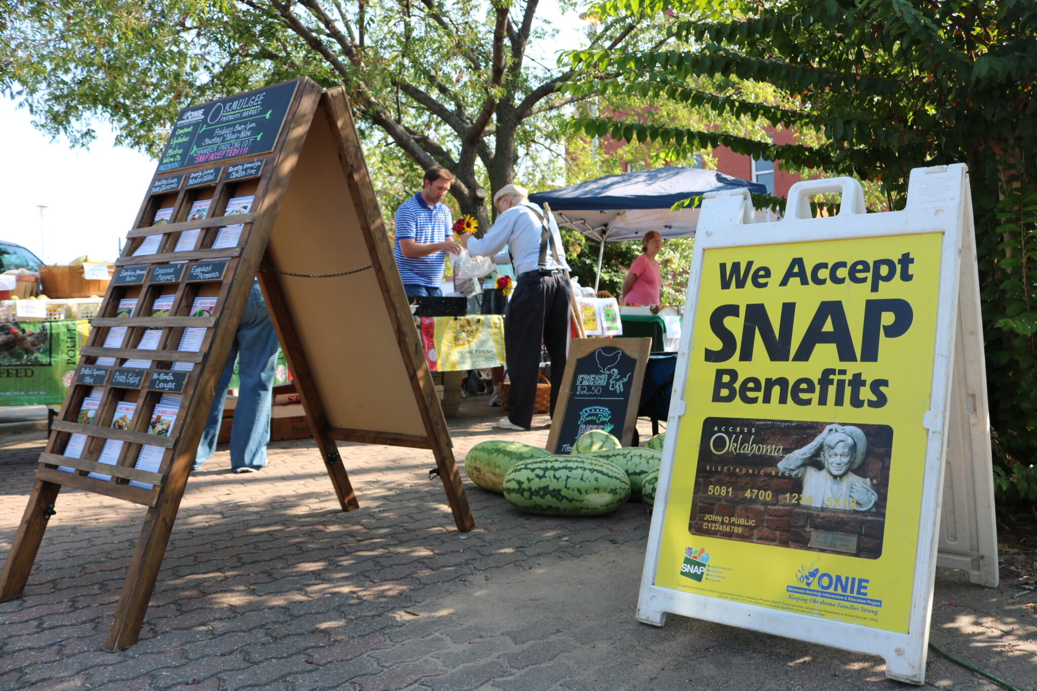 "We Accept SNAP Benefits" sign at Oklahoma Farmers Market